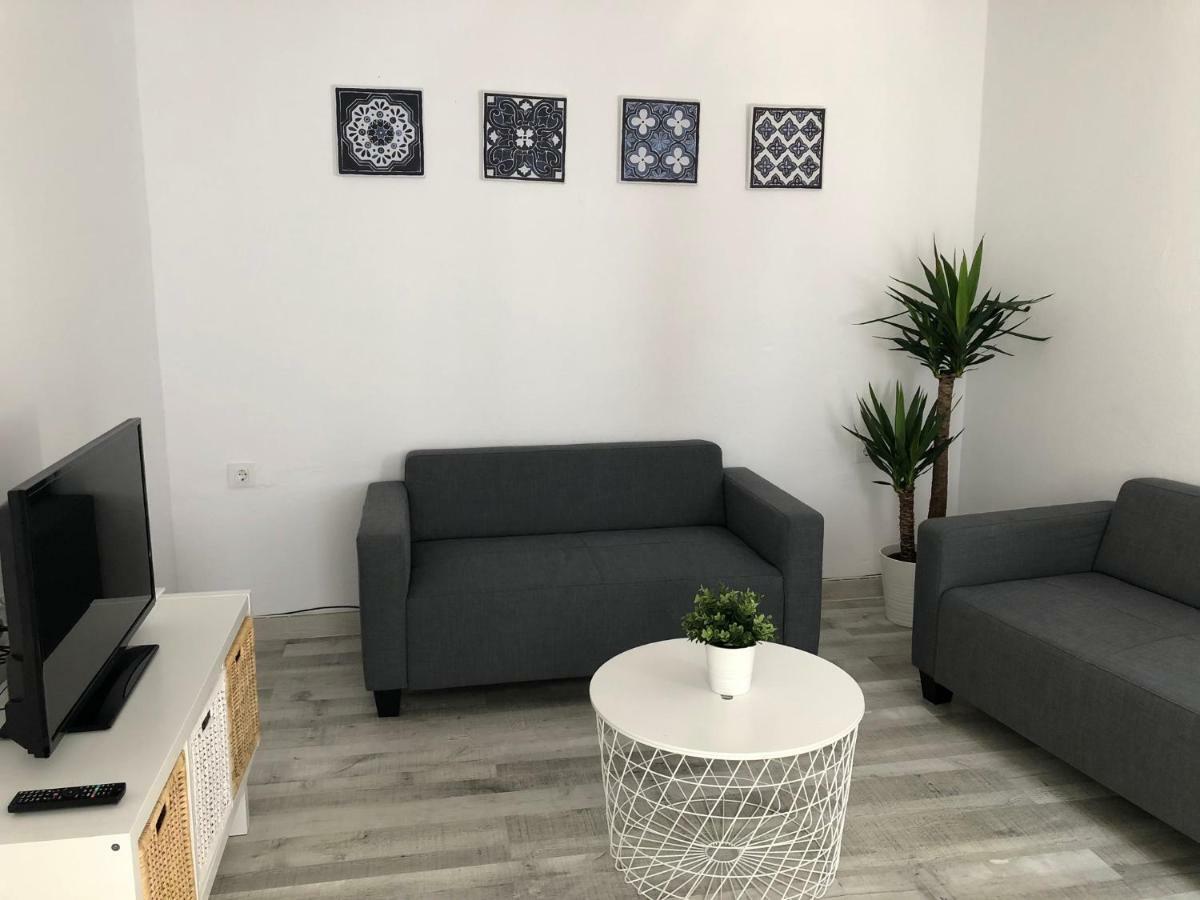Ch Apartments 科尼尔-德拉弗龙特拉 外观 照片